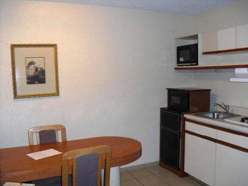 Homegate Studio And Suites San Antonio Extérieur photo