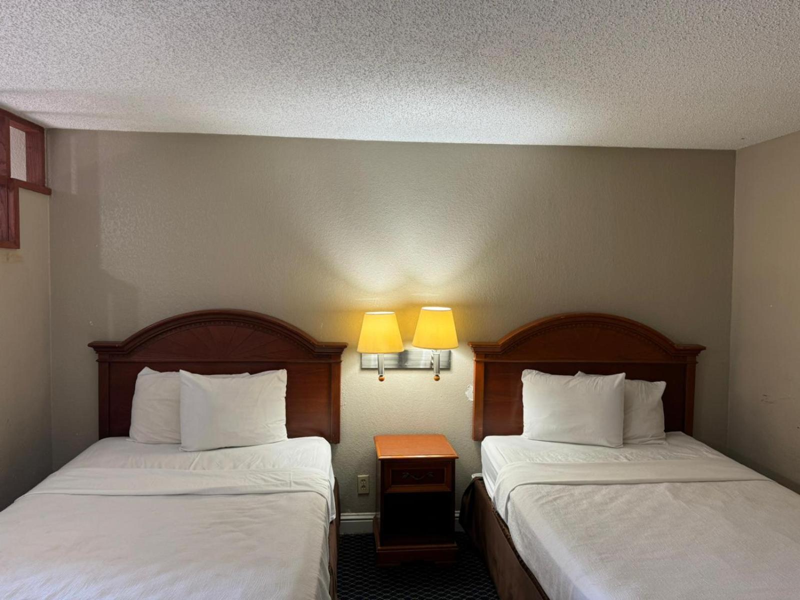 Homegate Studio And Suites San Antonio Extérieur photo